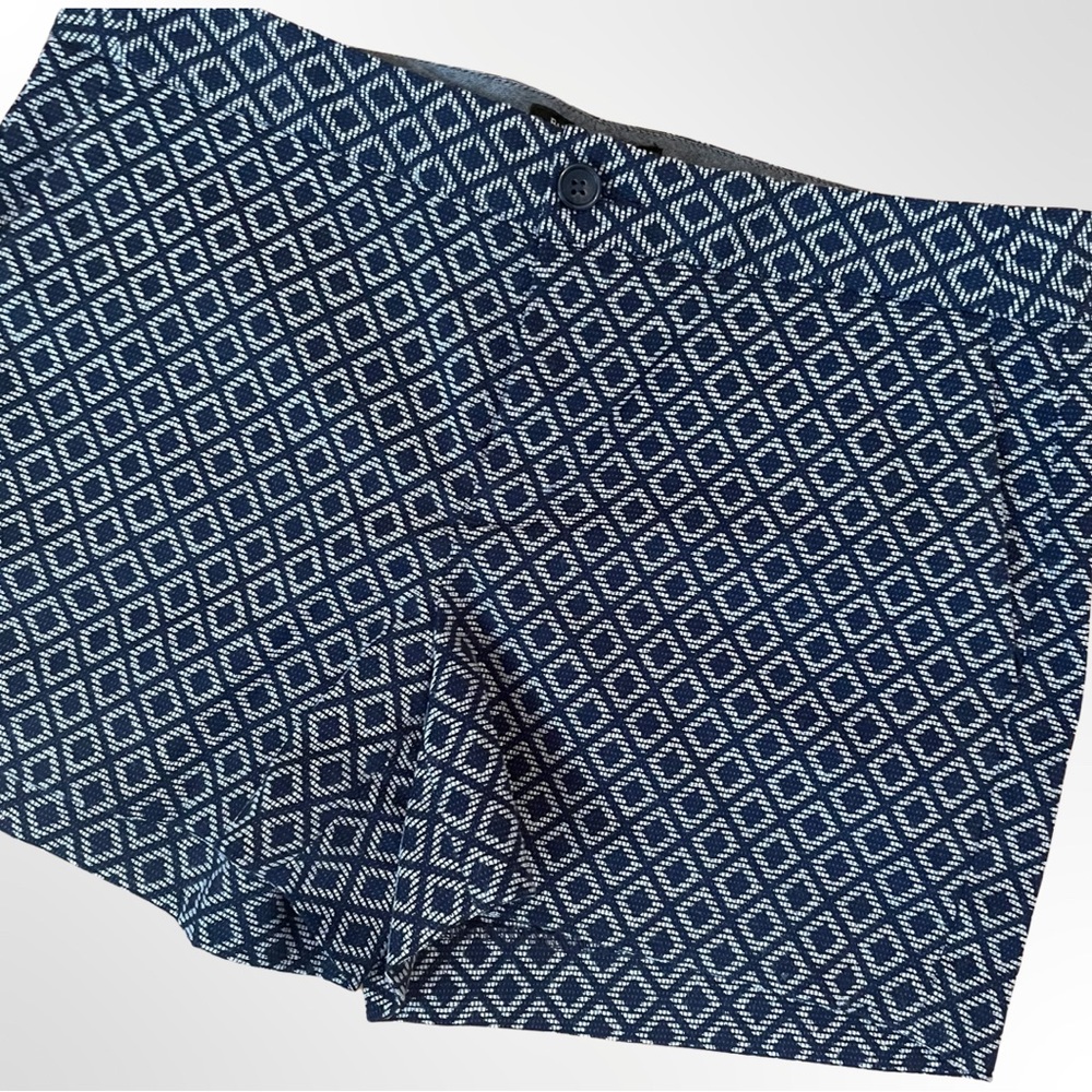 🔥BOGO FREE Banana Republic Dress Shorts Size 6